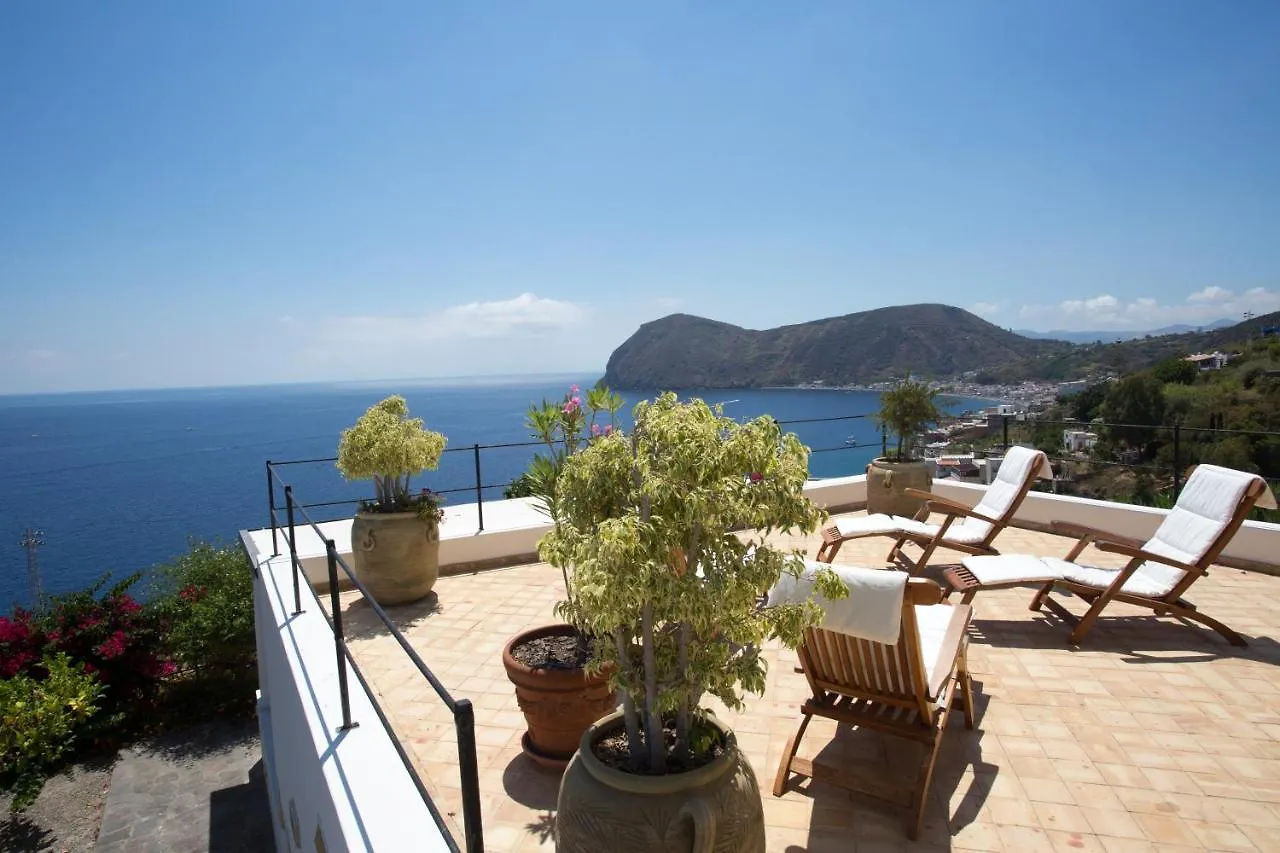 Charming House In Lipari With Sea View别墅